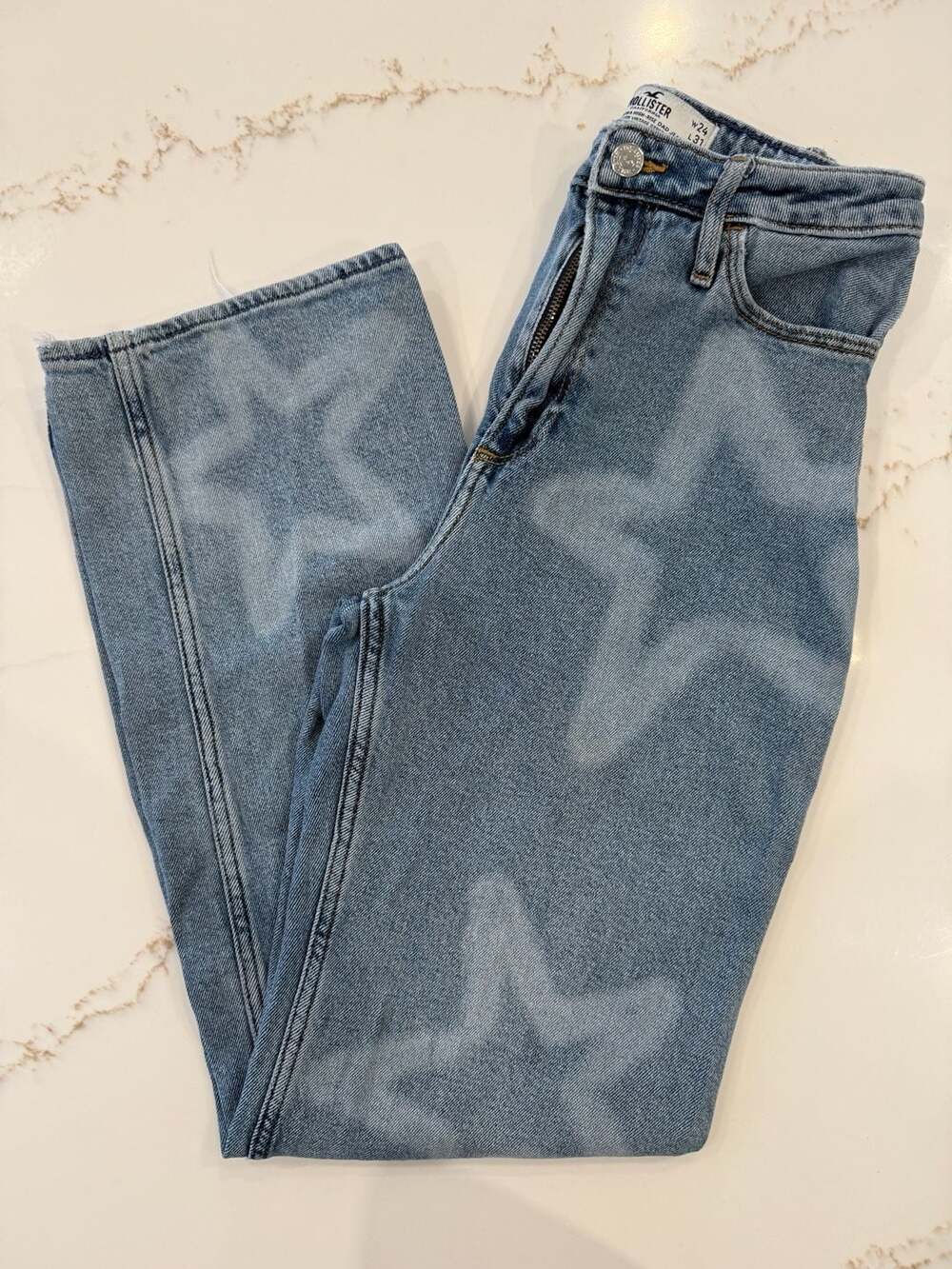 Hollister Curvy Ultra High-Rise Dad Jean Star Print Size W24 L31